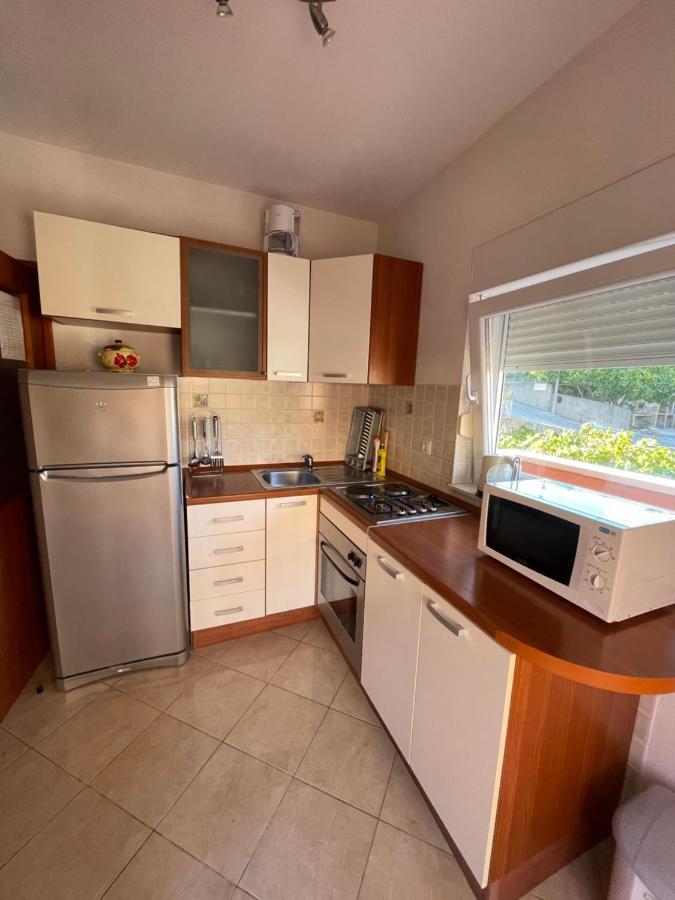 Apartman Jukic Hotell Marina Exteriör bild