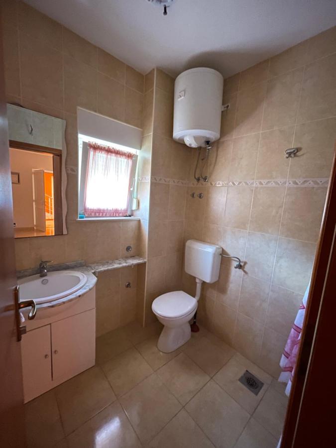 Apartman Jukic Hotell Marina Exteriör bild